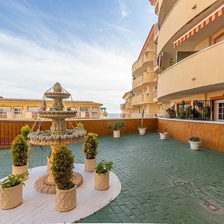 797 Holiday Rentals- Piso Con Amplia Terraza A Solo 1 Min De La Playa Бенальмадена Экстерьер фото
