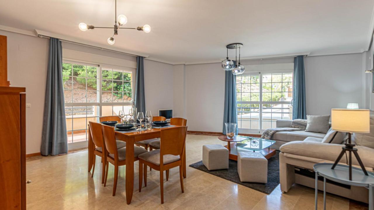 797 Holiday Rentals- Piso Con Amplia Terraza A Solo 1 Min De La Playa Бенальмадена Экстерьер фото