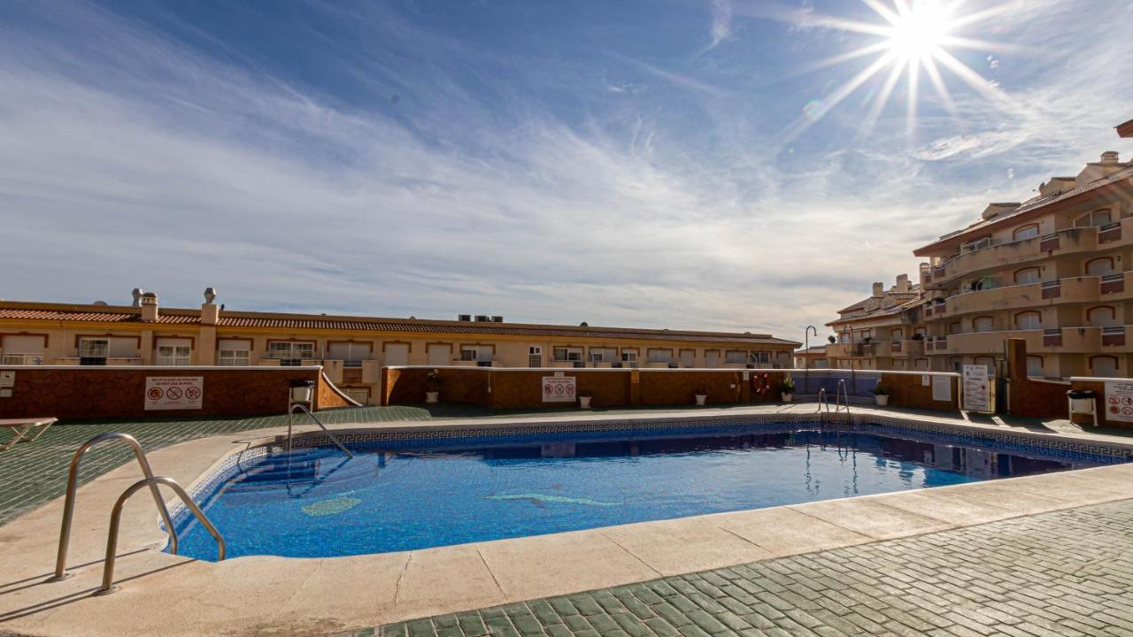 797 Holiday Rentals- Piso Con Amplia Terraza A Solo 1 Min De La Playa Бенальмадена Экстерьер фото