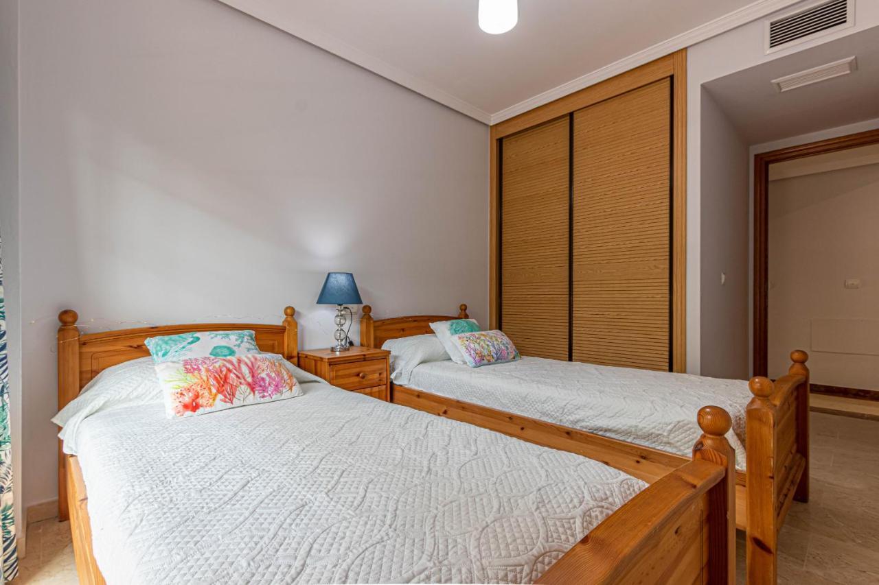 797 Holiday Rentals- Piso Con Amplia Terraza A Solo 1 Min De La Playa Бенальмадена Экстерьер фото