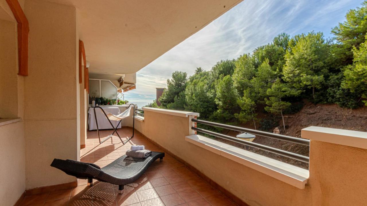 797 Holiday Rentals- Piso Con Amplia Terraza A Solo 1 Min De La Playa Бенальмадена Экстерьер фото